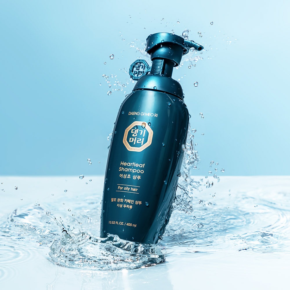 DAENG GI MEO RI Hair Loss Care Shampoo For Oily Scalp (Anti-Hairloss + Deep Cleanse) 400ml